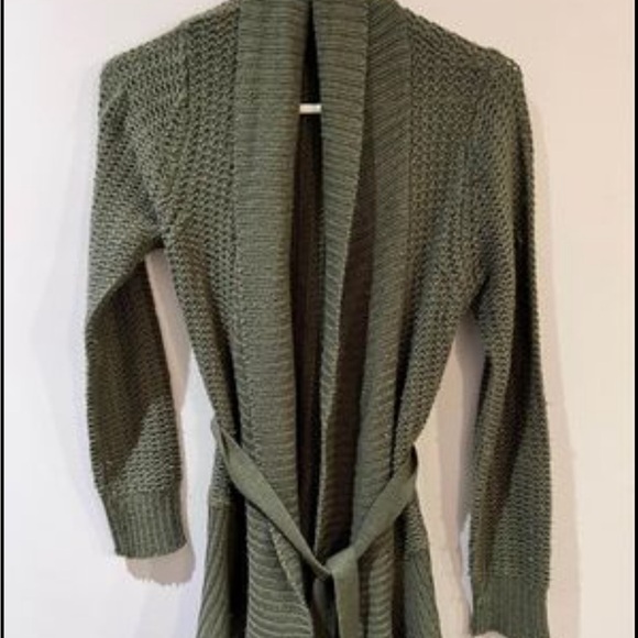 Green cardigan tie up - Picture 1 of 1
